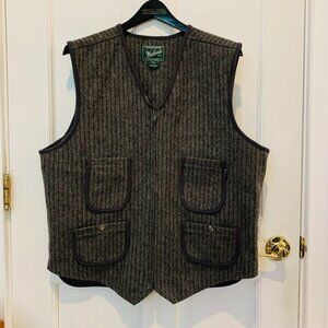 GORGEOUS 1940’S VINTAGE MENS - LRG WOOLRICH WOOLEN MILLS VEST